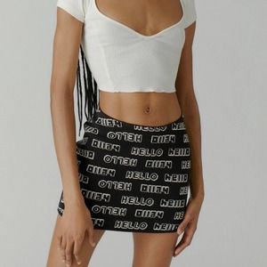 COPY - NWT UO “Hello” Scoop-waist Graphic Mini Skirt Black Cream Sz M/L